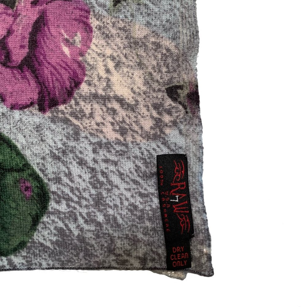 Raw7 100% Cashmere Scarf Floral Pattern - Picture 3 of 3